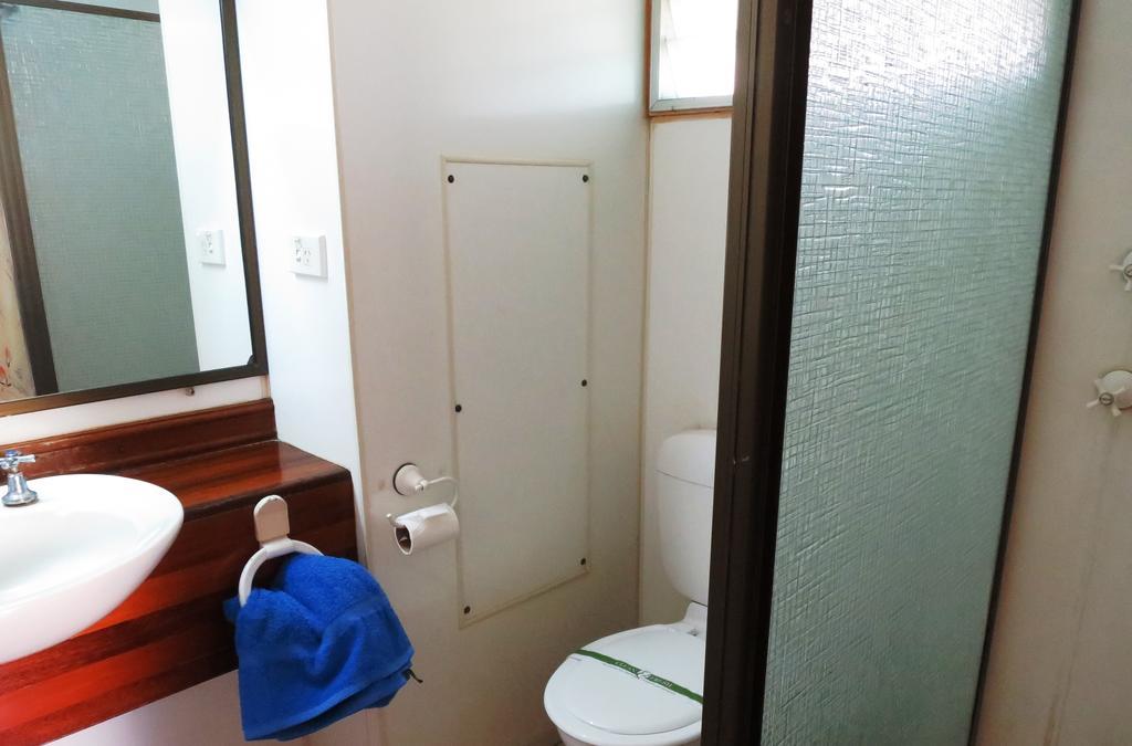 Rabaul Hotel Room photo